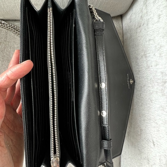 YSL CASSANDRE MATELASSÉ CHAIN WALLET IN GRAIN DE POUDRE EMBOSSED LEATHER - Picture 5 of 8